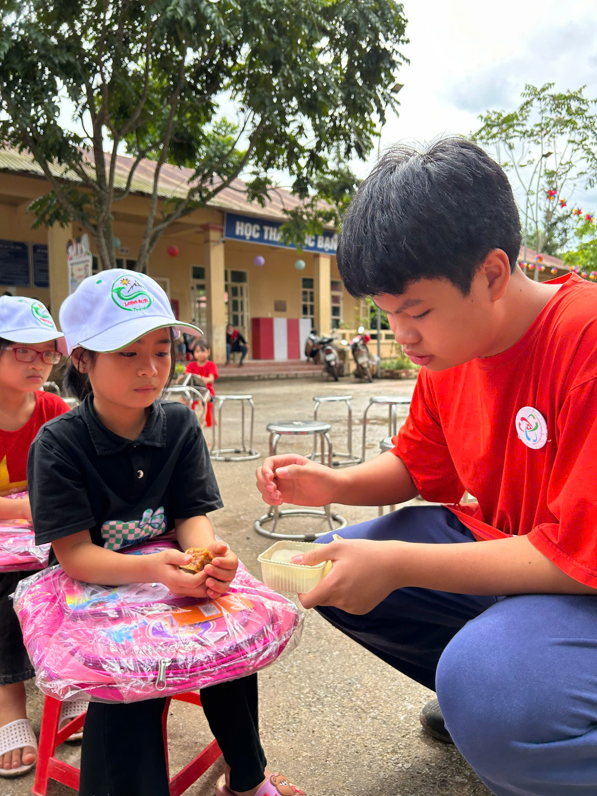 MEMORABLE VOLUNTEER TRIP IN HUU LUNG- LANG SON
